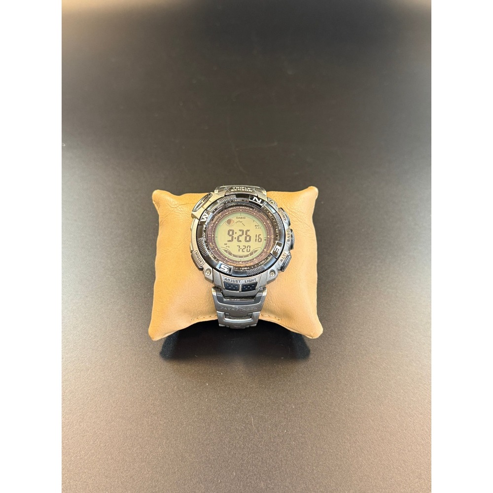 Casio Pathfinder PAW-1500T Tough Solar Titanium Digital Watch Used
